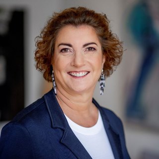 Katharina C. Hamma